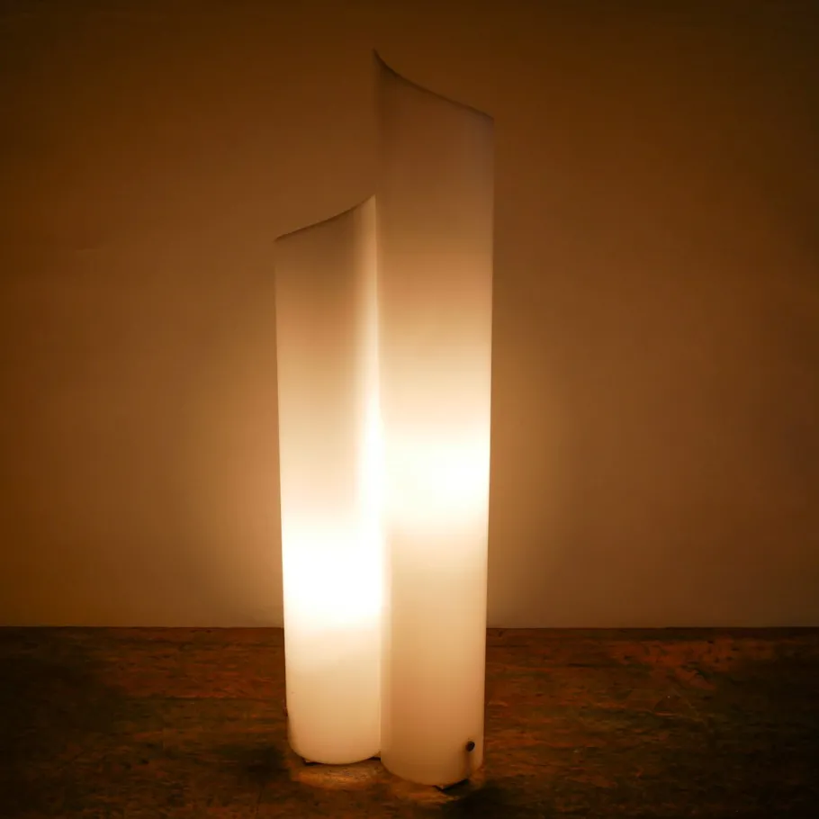 Clearance Pamono Mezza Chimera Lamp by Vico Magistretti for Artemide, Italy, 1969