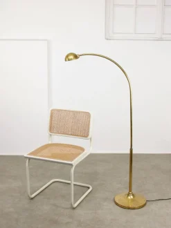 Pamono Mid-Century Arched Floor Lamp in Brass