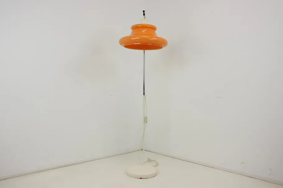Outlet Pamono Mid-Century Floor Lamp in style of Guzzini, 1970s