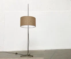 Outlet Pamono Mid-Century German Minimalist Tripod Floor Lamp, 1960s