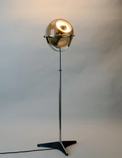 Online Pamono Mid-Century Globe Floor Lamp by Frank Ligtelijn for Raak, 1960s