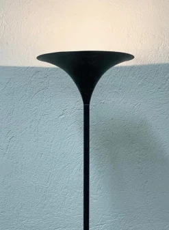 Sale Pamono Mid-Century Italian Black Aluminum Tulip Floor Lamp with Gold Finishes, 1970s