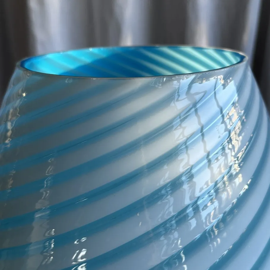 Best Pamono Mid-Century Italian Murano Glass Swirl Mushroom Table Lamp with Brass Base, 1970s