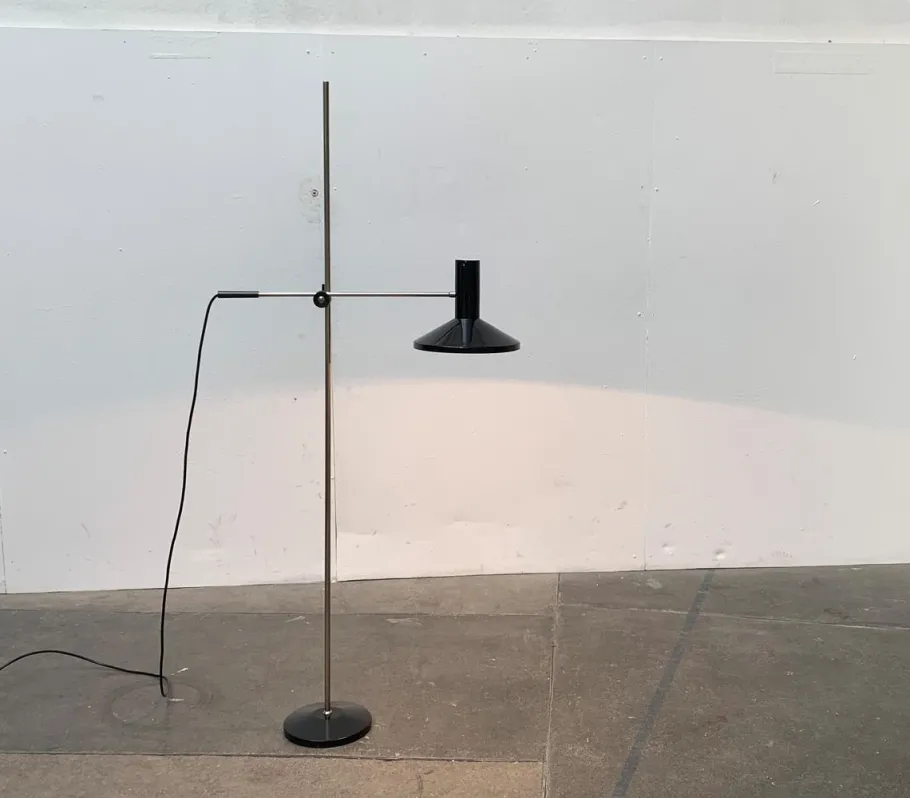 Pamono Mid-Century Minimalist Floor Lamp