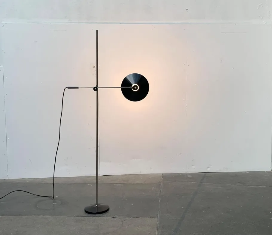 Pamono Mid-Century Minimalist Floor Lamp