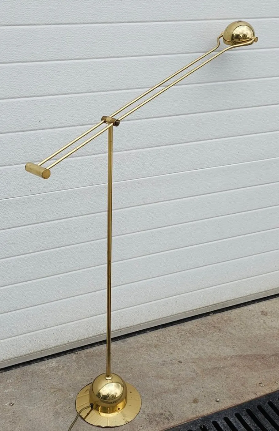 Discount Pamono Mid-Century Modern Adjustable Brass Floor Lamp from Fischer, Germany, 1960s
