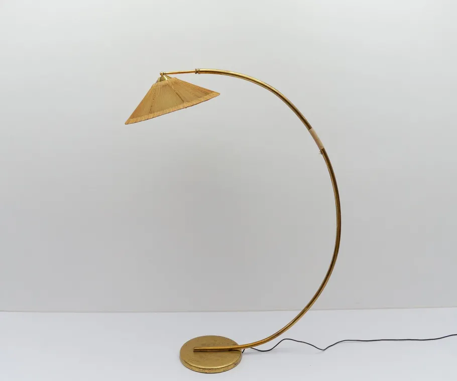 Discount Pamono Mid-Century Modern Brass & Rattan Arc Floor Lamp, Italy, 1950s