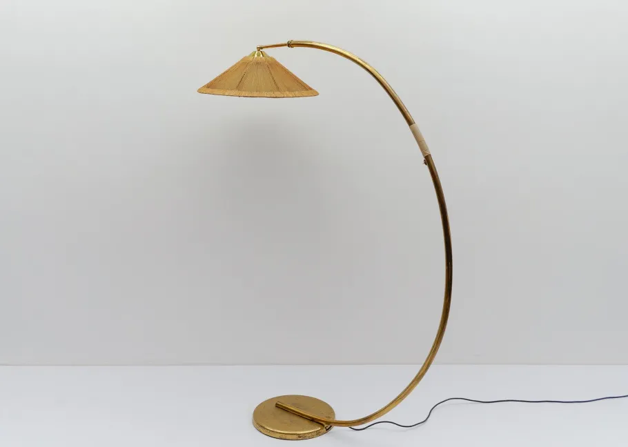 Discount Pamono Mid-Century Modern Brass & Rattan Arc Floor Lamp, Italy, 1950s