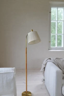 Hot Pamono Mid-Century Modern Brass and Brown Leather Floor Lamp from Falkenbergs Belysning, Sweden, 1960s