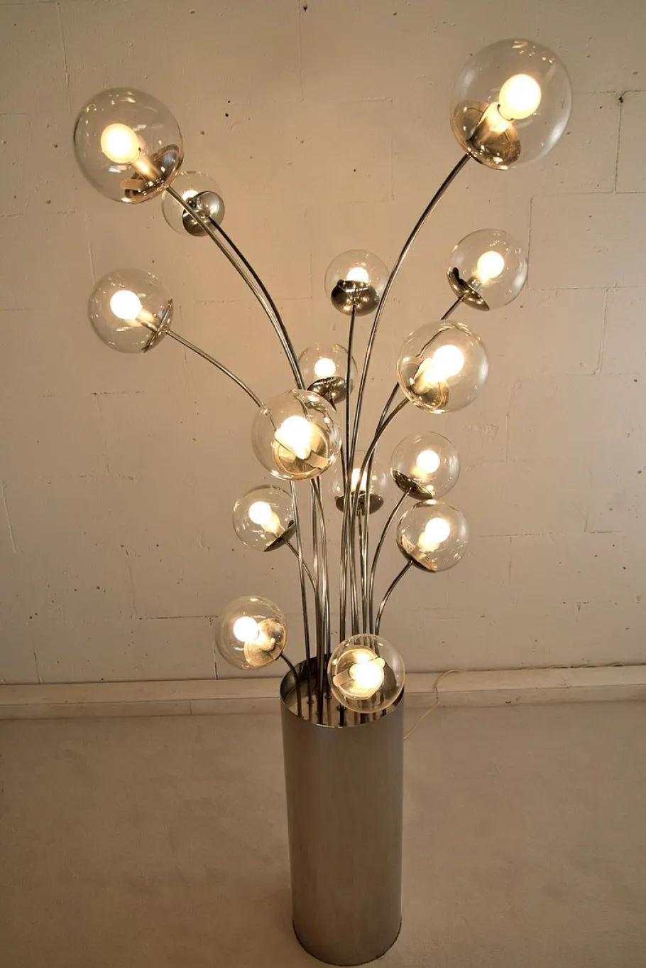 Discount Pamono Mid-Century Modern Floor Lamp from Lumi, 1970s