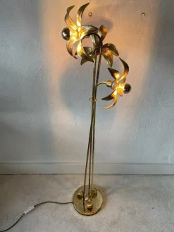 Pamono Mid-Century Modern Triple Flower Shade Floor Lamp in Brass by Willy Daro for Massive, 1970s