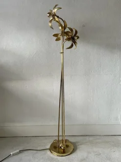 Pamono Mid-Century Modern Triple Flower Shade Floor Lamp in Brass by Willy Daro for Massive, 1970s