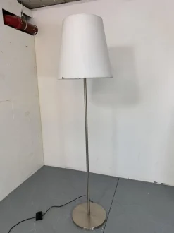 Outlet Pamono Mid-Century Modernist Italian Floor Lamp from Fontana Arte, 1980s