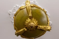 Clearance Pamono Mid-19th Century French Empire Giltwood Three-Light Chandelier