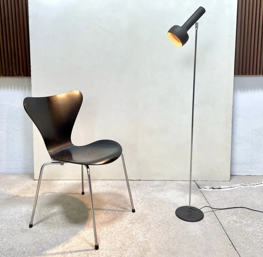 Outlet Pamono Minimalist Metal Spotlight Floor Lamp by LAD Team for Swiss Lamps International, 1960s