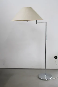 Outlet Pamono Minimalist Swivel Arm Floor Lamp from Staff, 1970s