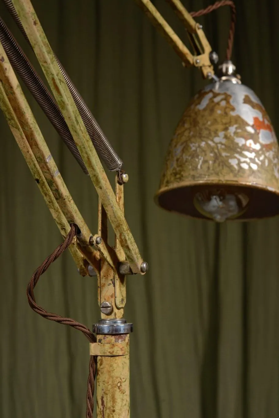 Online Pamono Model 1209 Anglepoise Trolley Floor Lamp in Original Scumble Paint by Herbert Terry, 1935