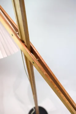 Outlet Pamono Model 325 Floor Lamp in Teak by Vilhelm Wohlert for Le Klint, 1950s