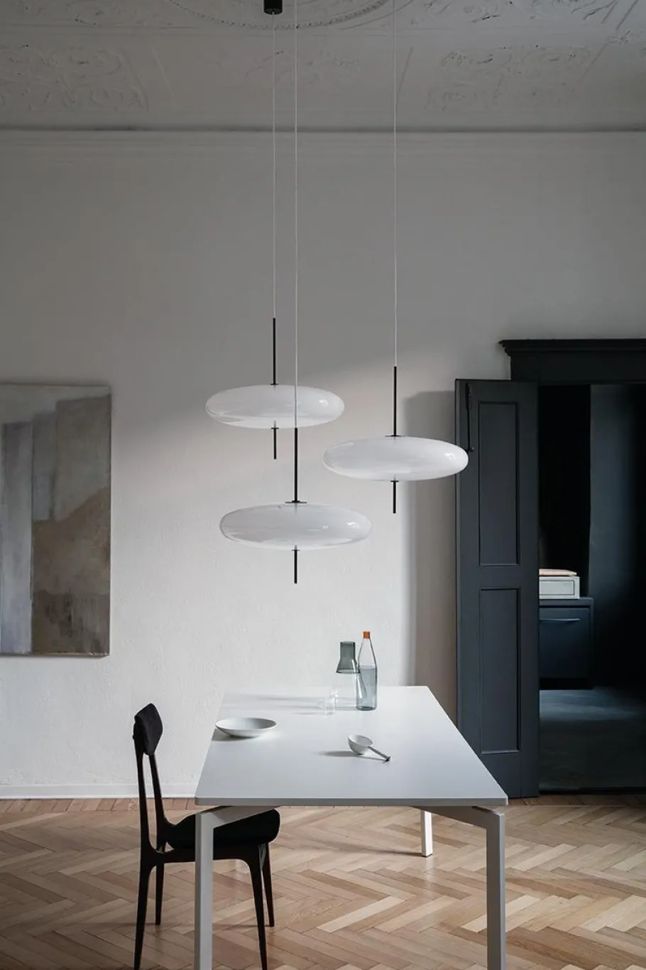 Best Pamono Model 2065 Lamp with White Diffuser and Black Hardware by Gino Sarfatti