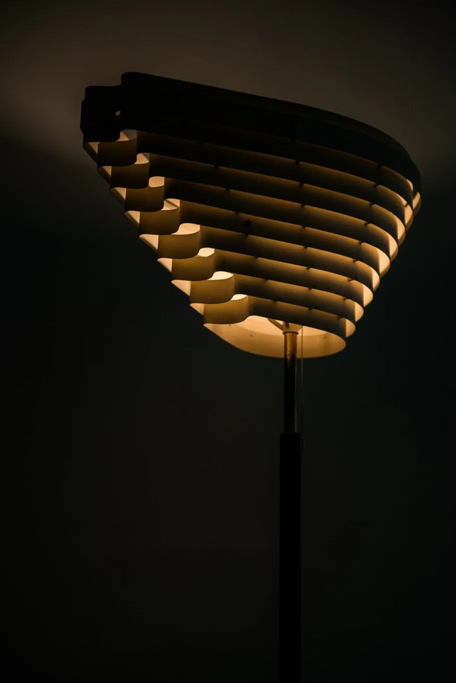 Hot Pamono Model A805 Angel Wing Floor Lamp by Alvar Aalto for Valaistustyö, 1950s