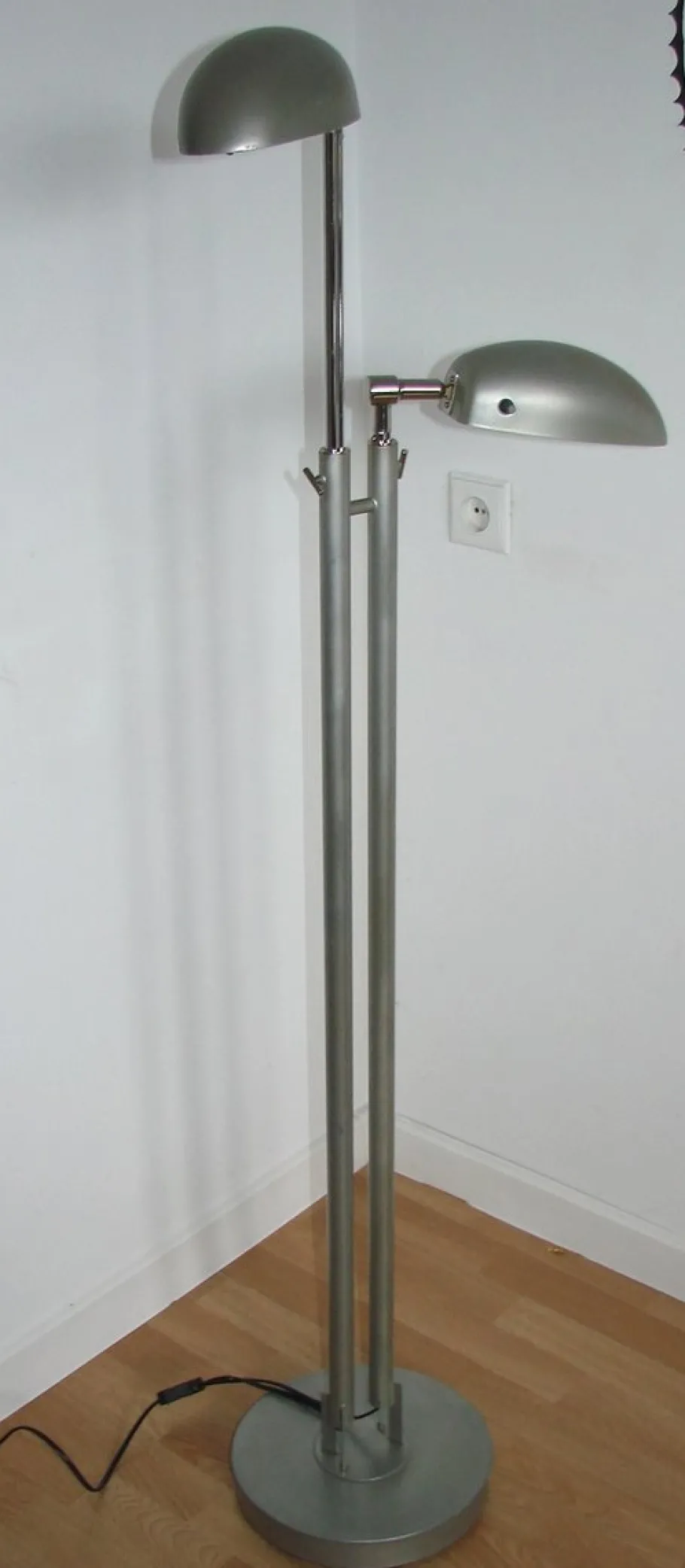 Online Pamono Modernist Floor Lamp, 1980s
