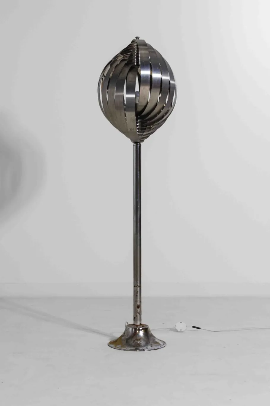 Online Pamono Moon Floor Lamp by Henri Mathieu, 1970s