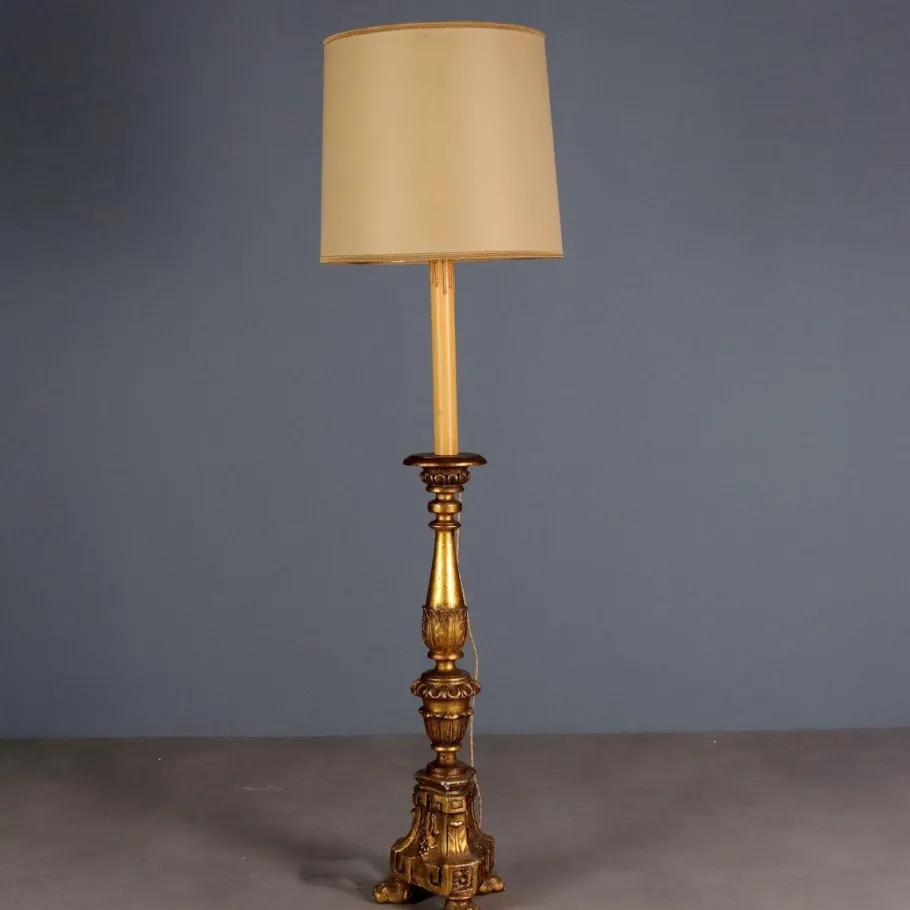 Sale Pamono Neoclassical Style Linden Floor Lamp, Italy, 20th Century