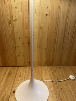 Hot Pamono Panthella Floor Lamp by Verner Panton for Louis Poulsen