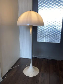 Online Pamono Panthella Floor Lamp by Verner Panton for Louis Poulsen, 1971