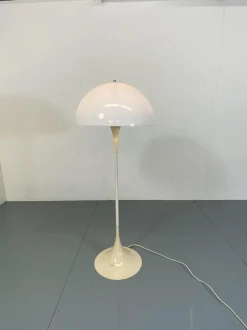 Online Pamono Panthella Floor Lamp by Verner Panton for Louis Poulsen, 1971