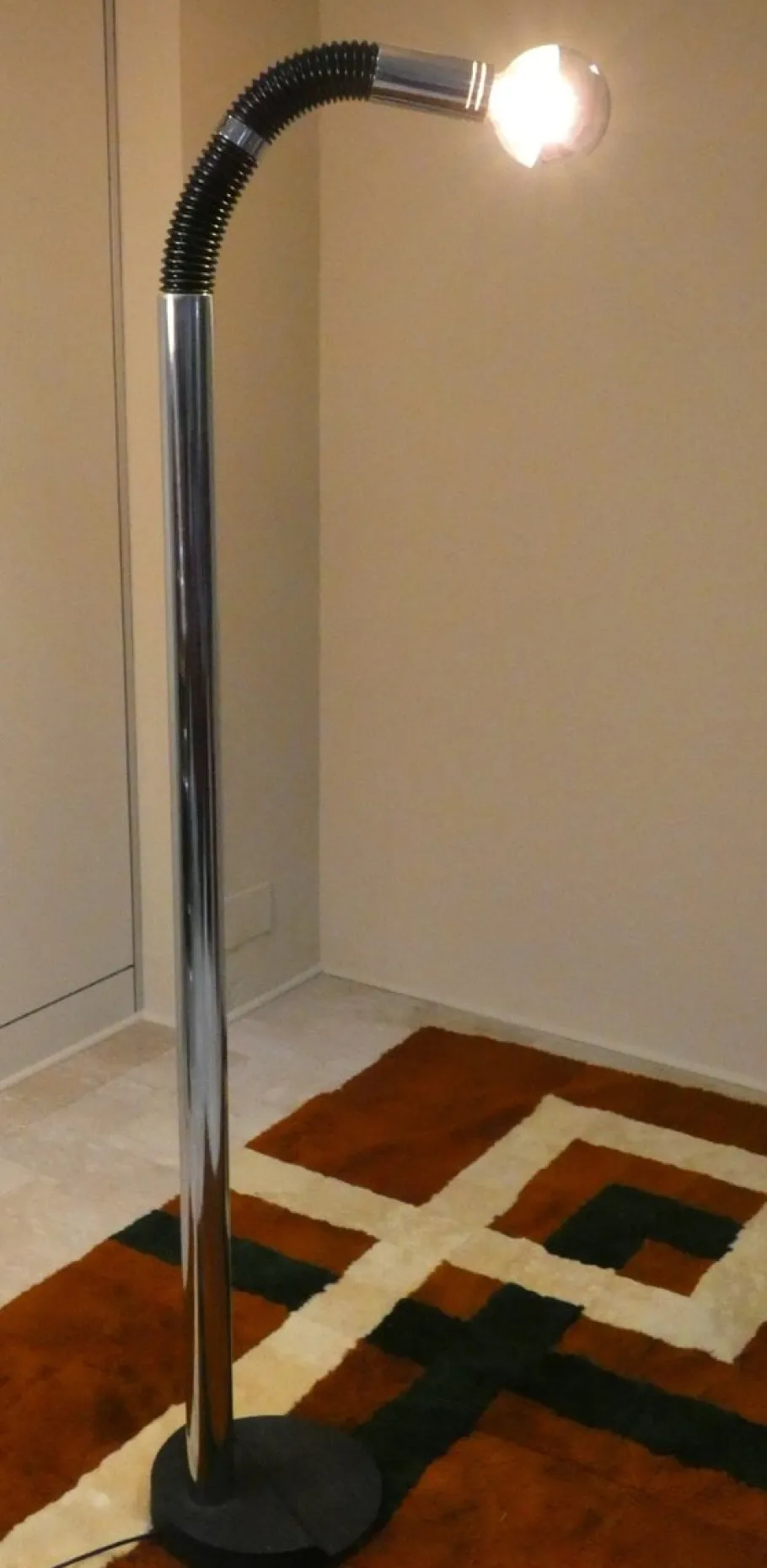 Best Pamono Periscope Floor Lamp in Chromed Steel and Rubber by Martini Luce, 1970s