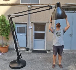 Sale Pamono Piantana Mod the Great JJ Nera by Jac Jacobsen for Luxit Leucos, 1980s