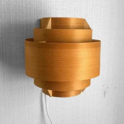 Sale Pamono Pine Veneer Wall Lamp V327 by Hans-Agne Jakobsson for Ellysett, Sweden, 1960s