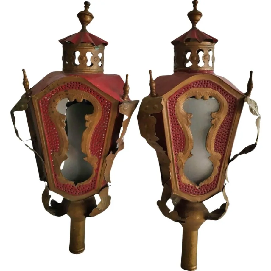 Sale Pamono Portuguese Lanterns, 18th Century, Set of 2