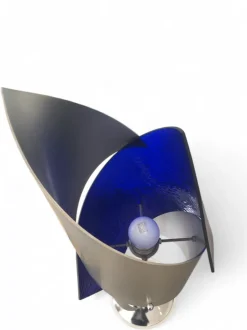 Clearance Pamono Postmodern Sculptural Table Lamp in Blue Glass attributed to Peter Greenwood, 1989