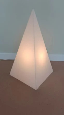 Outlet Pamono Pyramid Floor Lamp from Harco Loor, 1980s