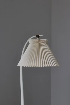 Hot Pamono Sculptural Tripod Bridge Floor Lamp attributed to Severin Hansen, Denmark, 1950s