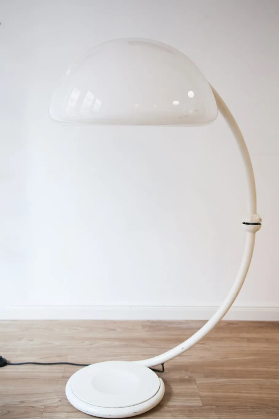 Online Pamono Serpente Floor Lamp by Elio Martinelli for Martinelli Luce, 1971