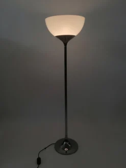 Best Pamono Space Age Floor Lamp in White Acrylic and Chrome attributed to I Guzzini, Italy, 1970s