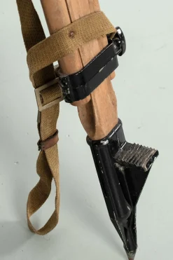 Discount Pamono Surveyor Tripod Floor Lamp