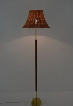 Outlet Pamono Swedish Floor Lamp in Brass and Teak by Stilarmatur Boréns, 1960s