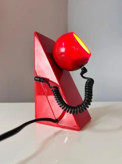 Best Pamono Table Lamp in Red with Magnetic Ball Head from Leuchten