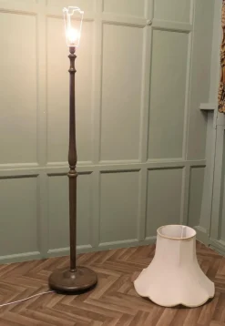 New Pamono Tall Oak Floor Lamp, 1930