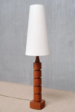 Outlet Pamono Teak Wood Floor Lamp from Möllers Armatur, Eskilstuna, Sweden, 1960s