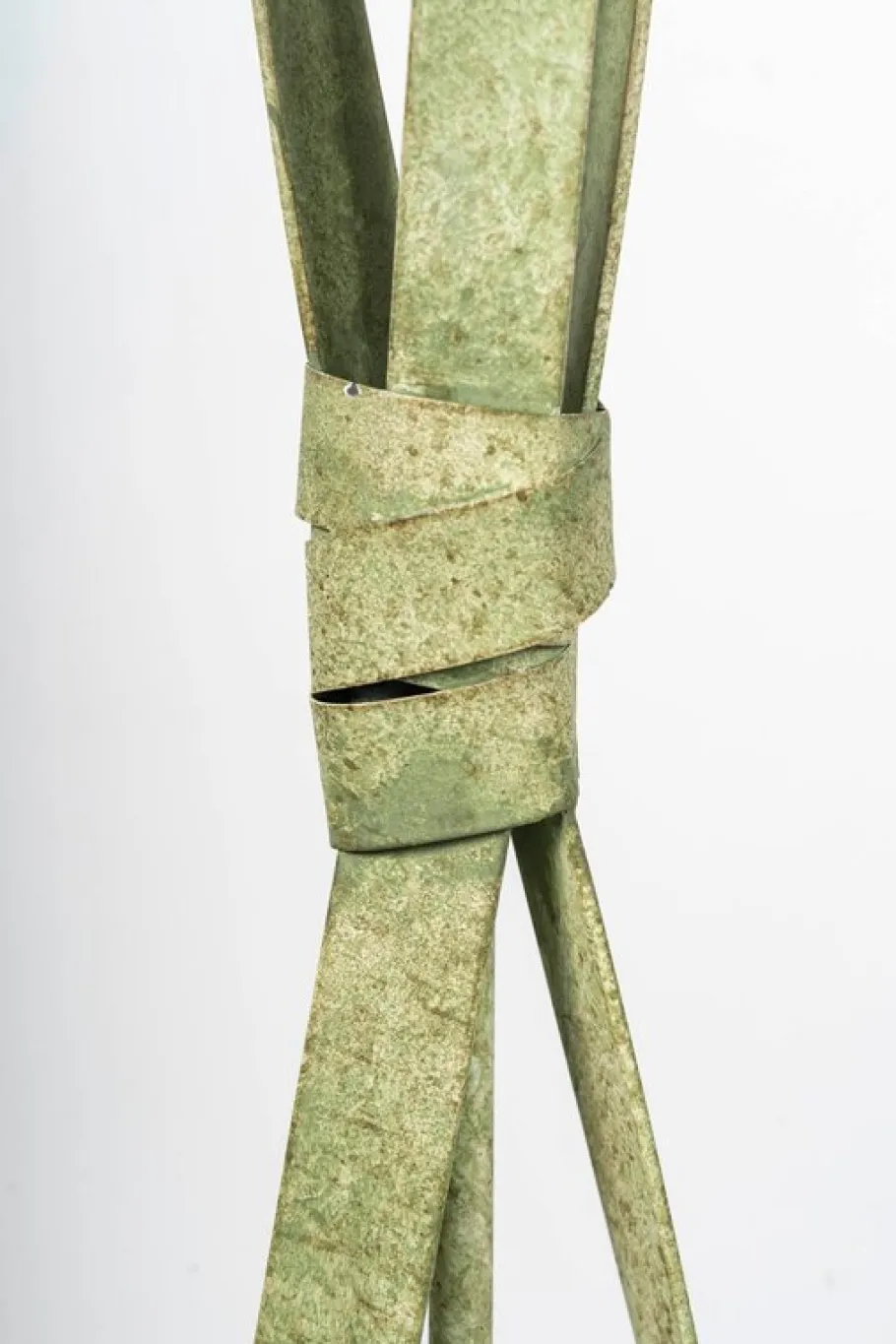 Outlet Pamono 20th Century Green Lacquered Metal Floor Lamp with Murano Glass Bowl