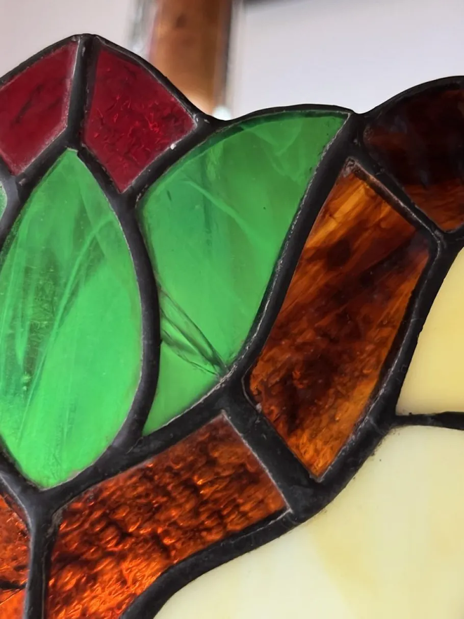 Sale Pamono Tiffany Model Lamp in Silver, Root Wood & Cathedral Glass, Italy, 1989