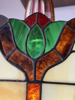 Sale Pamono Tiffany Model Lamp in Silver, Root Wood & Cathedral Glass, Italy, 1989