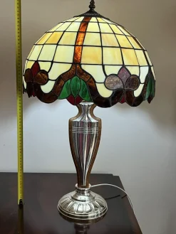 Sale Pamono Tiffany Model Lamp in Silver, Root Wood & Cathedral Glass, Italy, 1989