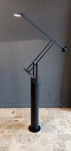 Discount Pamono Tizio Floor Lamp by Richard Sapper for Artemide, Italy, 1980s