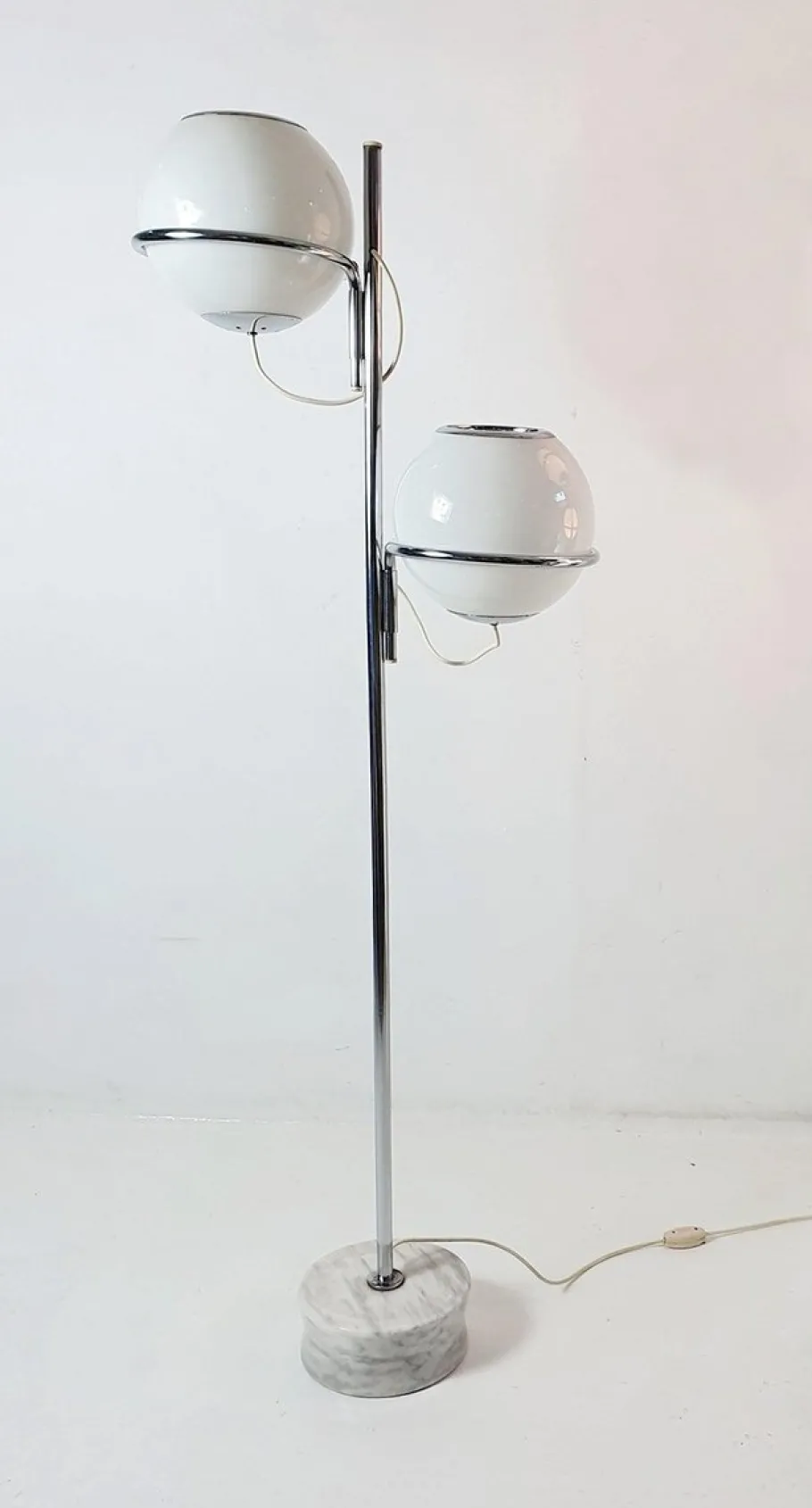 Hot Pamono Vintage 1094 Floor Lamp attributed to Gino Sarfatt for Artelucei, Italy, 1969